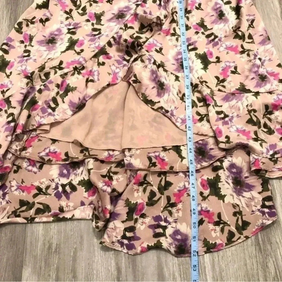 ASTR THE LABEL WRAP WILSHIRE RUFFLE OPEN‎ BACK FLORAL MIDI DRESS SIZE M - Picture 12 of 13